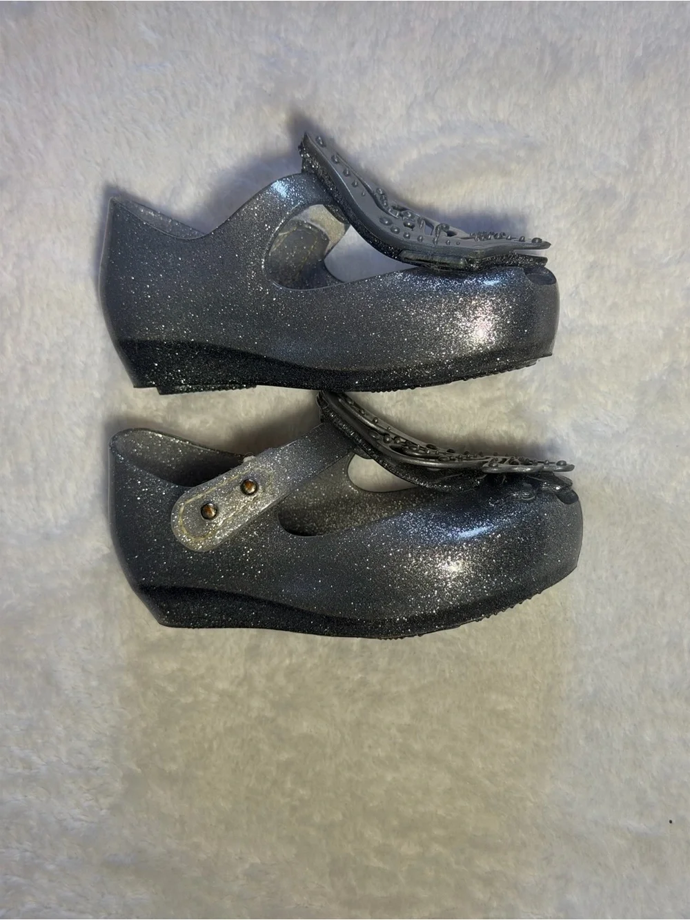 Mini Melissa Girls' Metallic Gray Glitter Butterfly Mary Janes